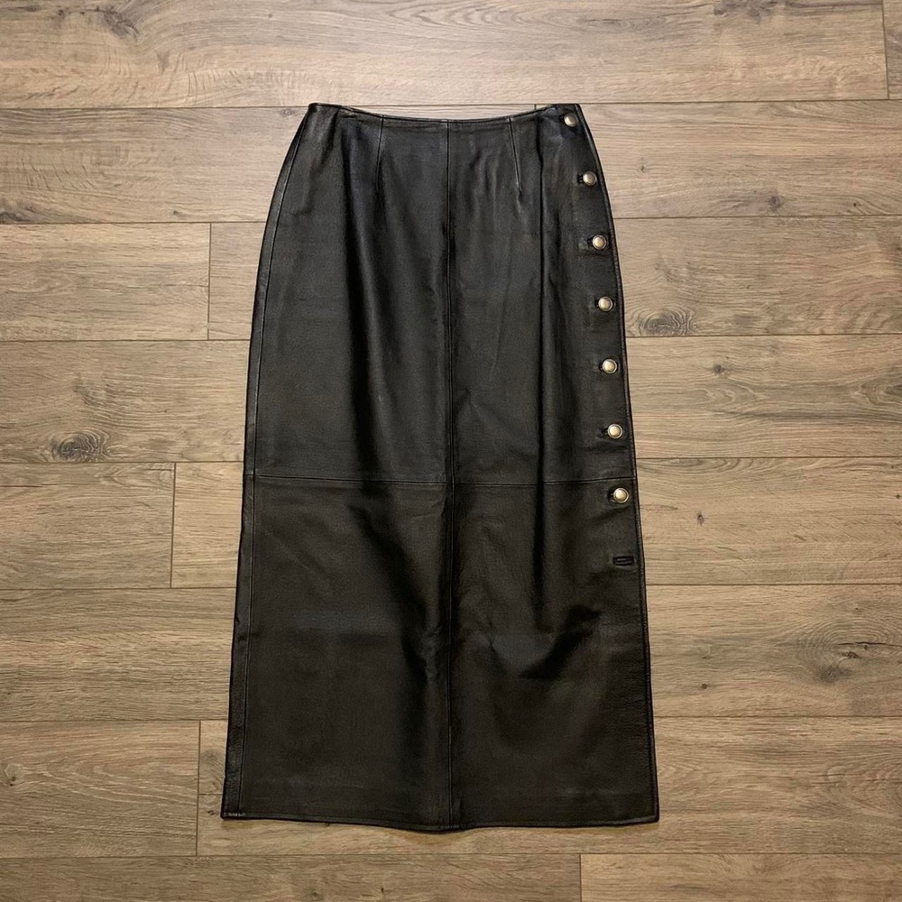 Vintage Style Works Black Size 8 Genuine Leather Button Up Skirt.